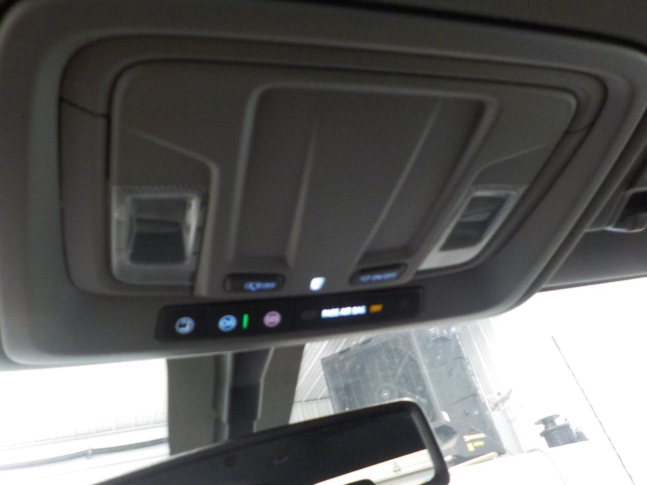 Chevrolet Silverado 3500HD 4WD Crew Cab 172" LT 2023