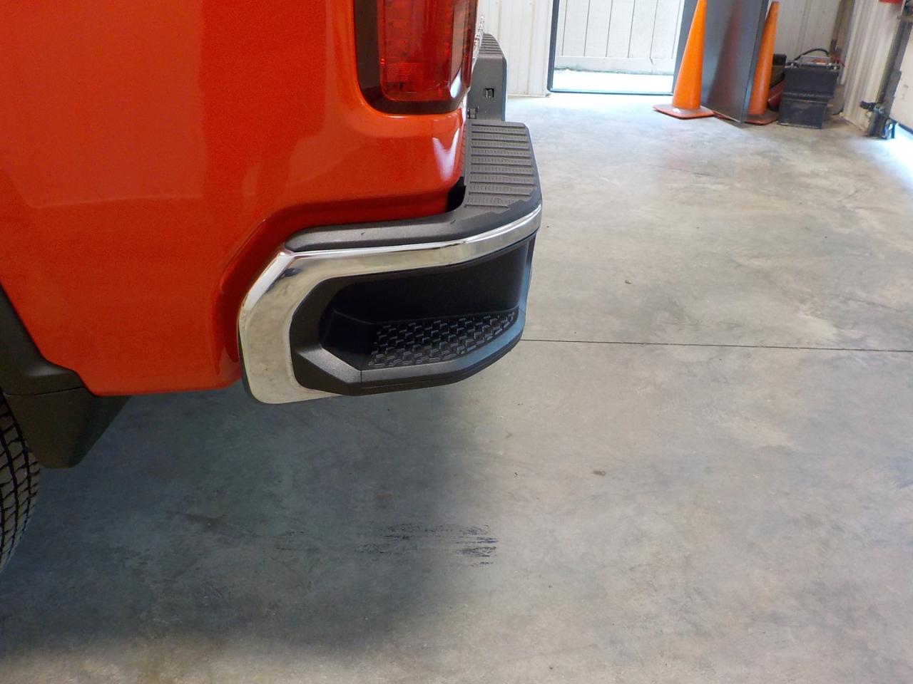 Chevrolet Silverado 3500HD 4WD Crew Cab 172" LT 2023