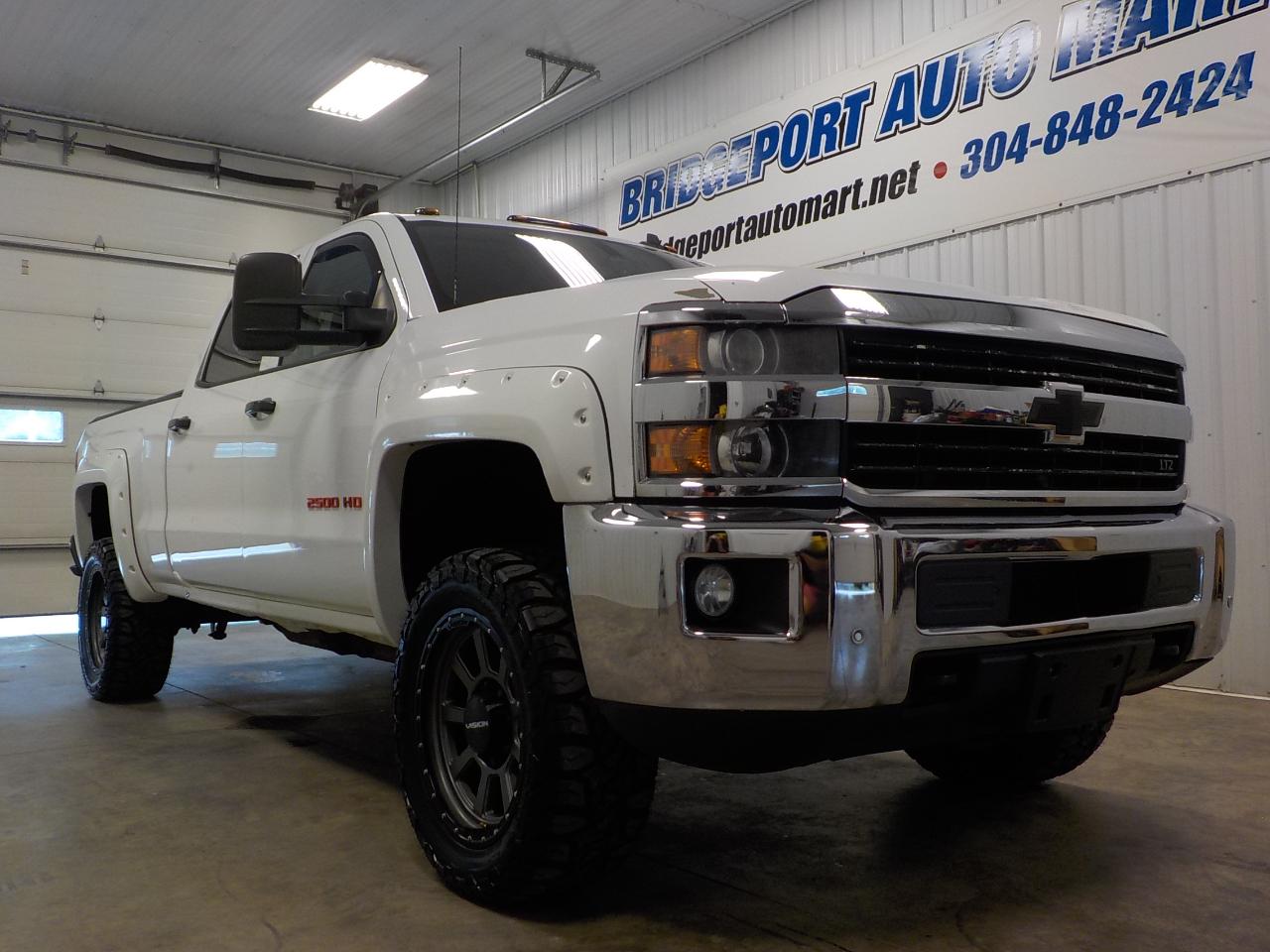 Chevrolet Silverado 2500HD 4WD Crew Cab 153.7" LTZ 2015