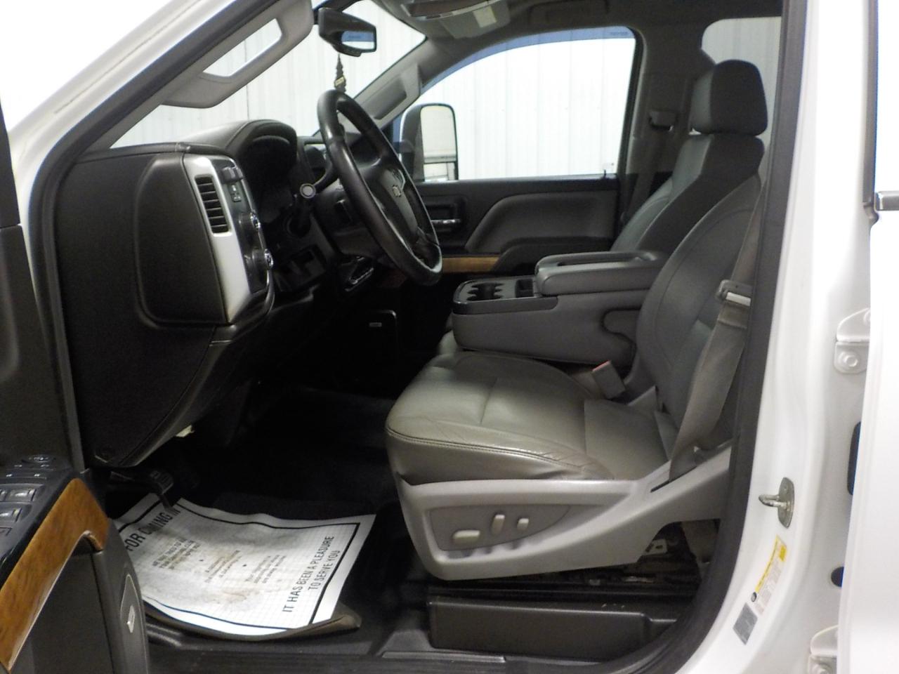 Chevrolet Silverado 2500HD 4WD Crew Cab 153.7" LTZ 2015