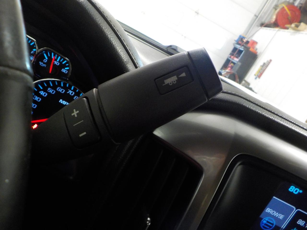 Chevrolet Silverado 2500HD 4WD Crew Cab 153.7" LTZ 2015
