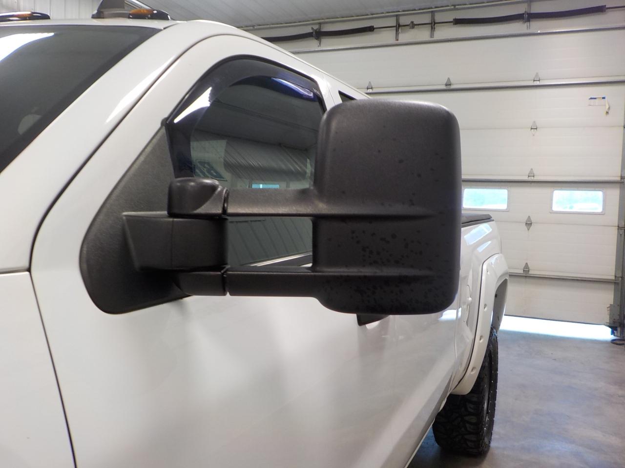 Chevrolet Silverado 2500HD 4WD Crew Cab 153.7" LTZ 2015