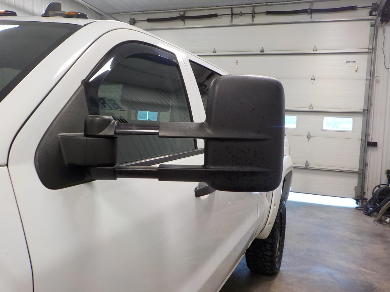 Chevrolet Silverado 2500HD 4WD Crew Cab 153.7" LTZ 2015