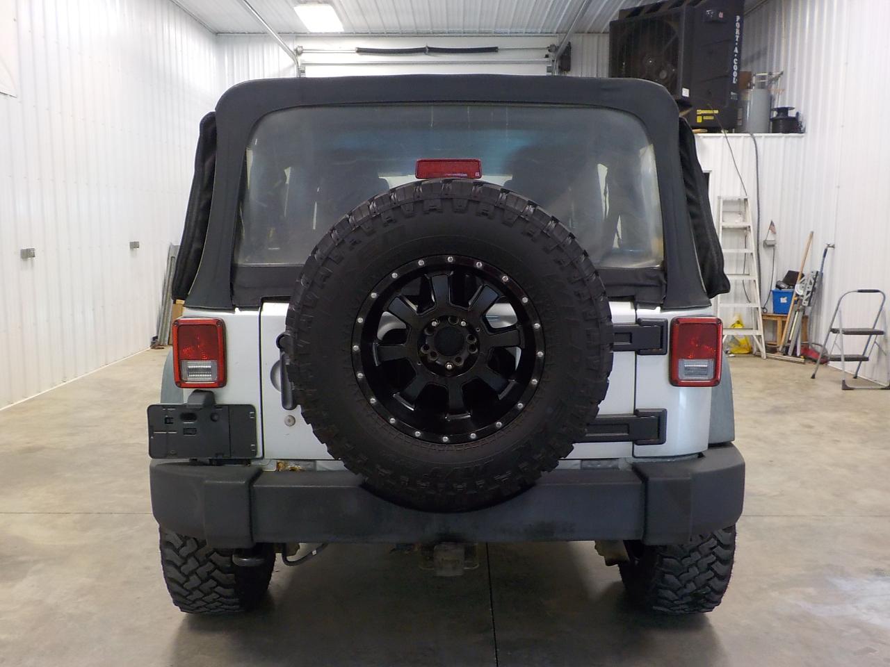 Jeep Wrangler Unlimited 4WD 4dr Sport 2012
