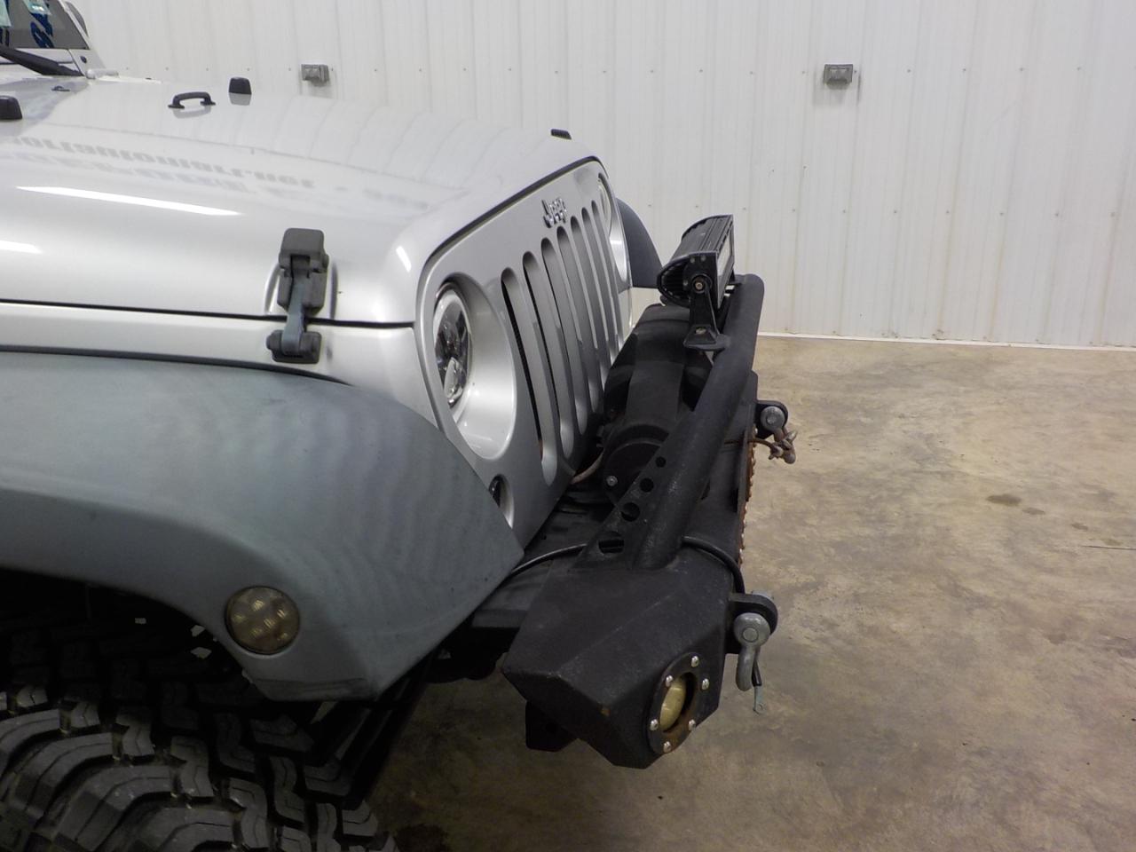 Jeep Wrangler Unlimited 4WD 4dr Sport 2012