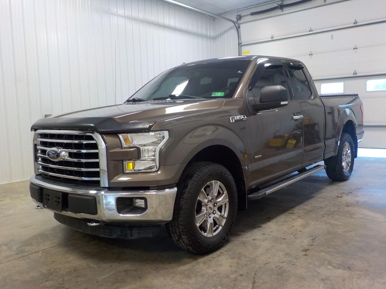 Ford F-150 4WD SuperCab 133" XLT 2015