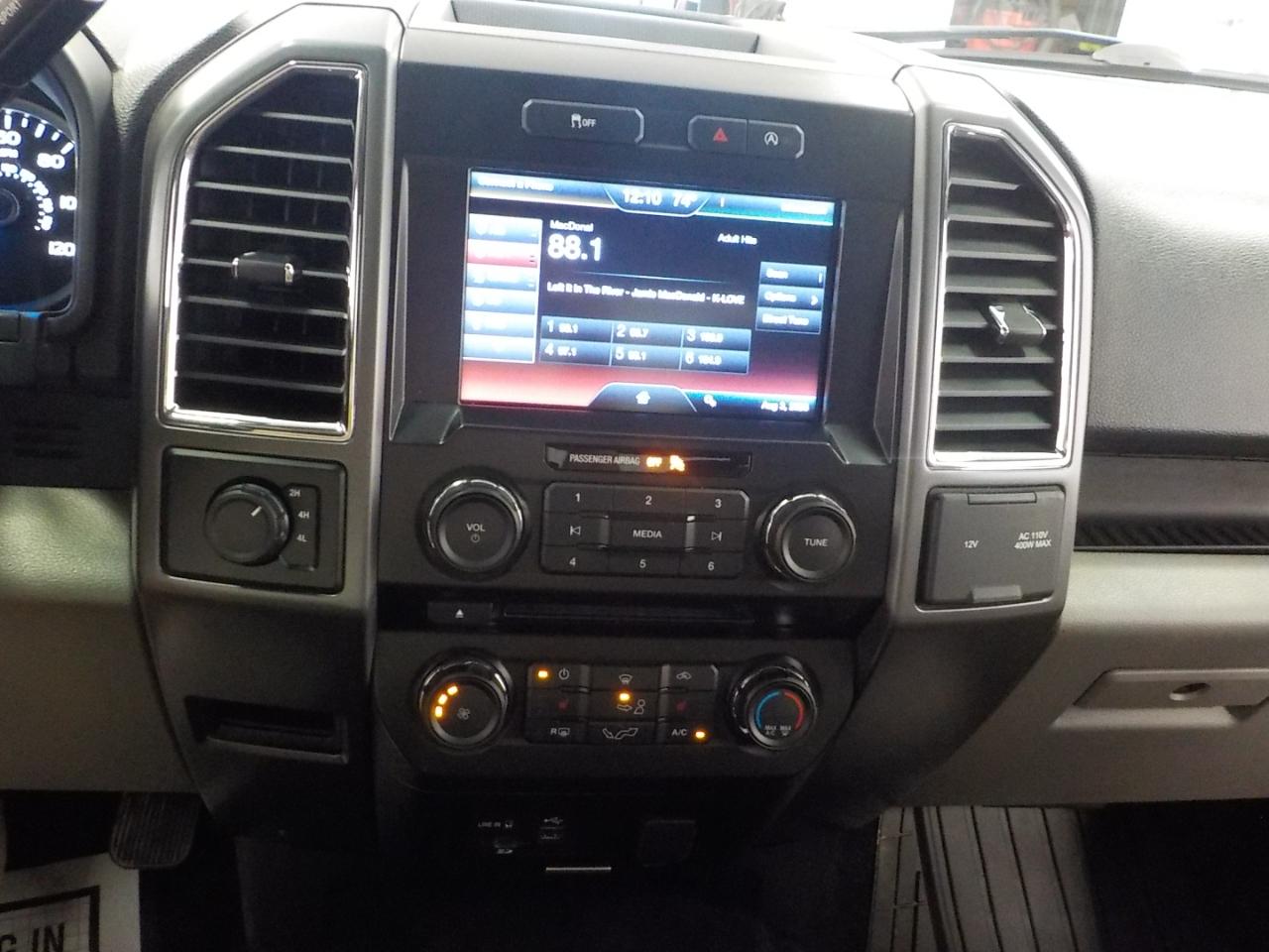 Ford F-150 4WD SuperCab 133" XLT 2015