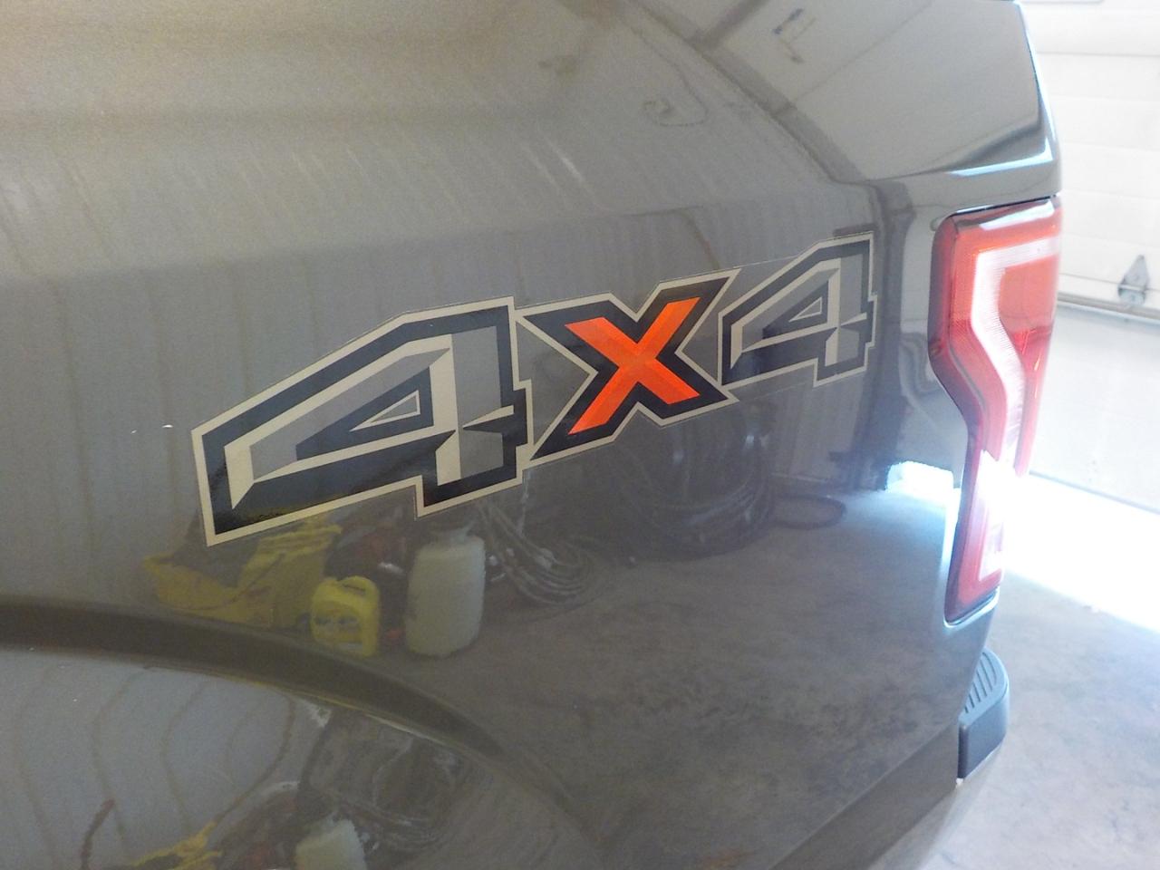 Ford F-150 4WD SuperCab 133" XLT 2015