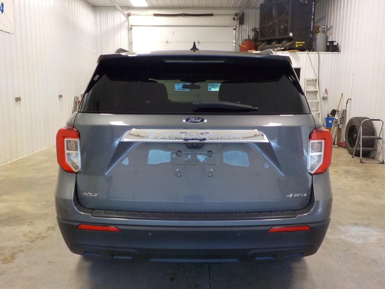 Ford Explorer XLT 4WD 2023