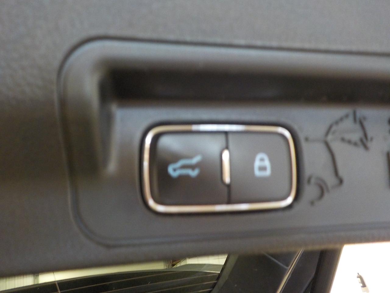 Ford Explorer XLT 4WD 2023