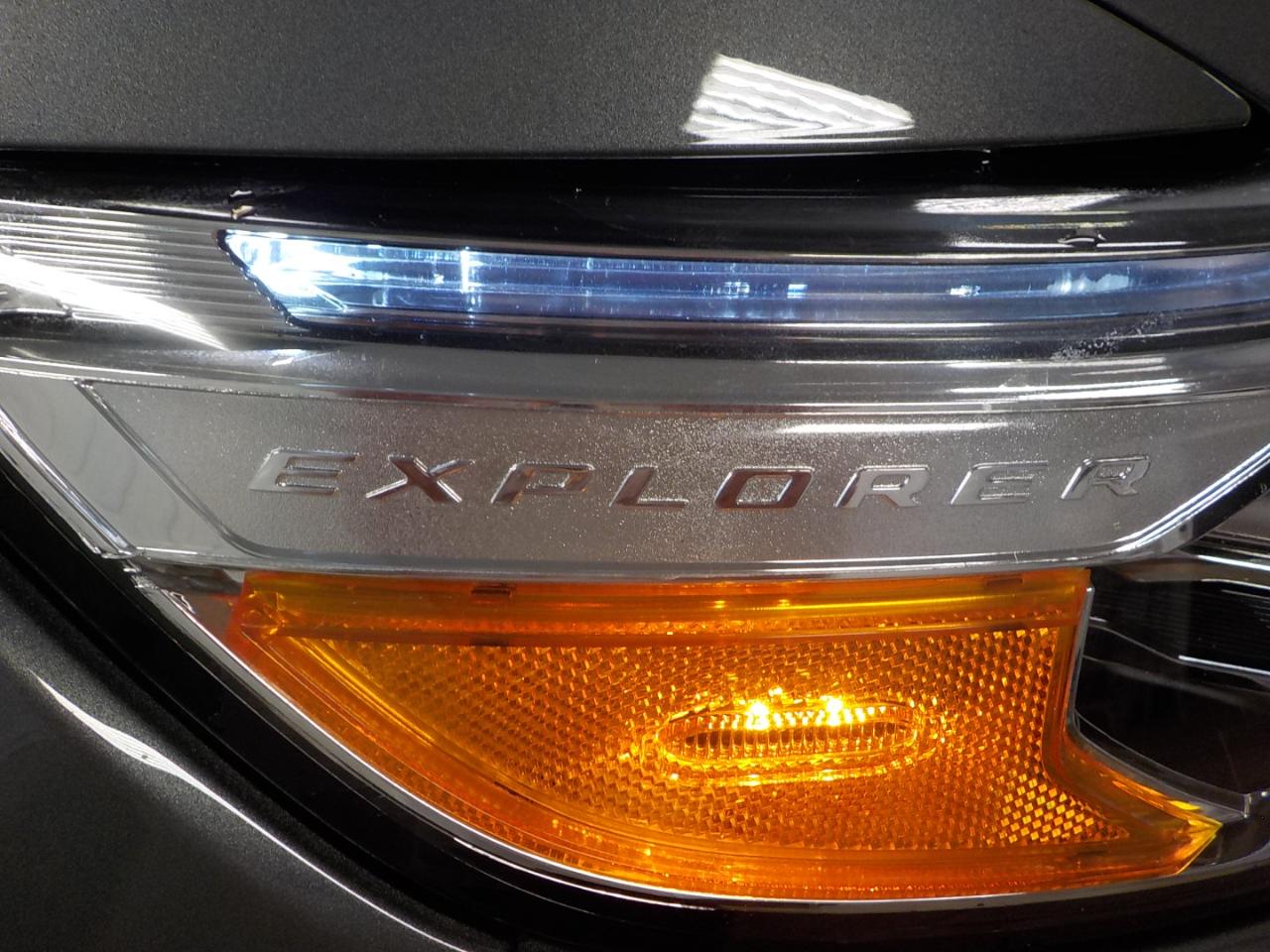 Ford Explorer XLT 4WD 2023