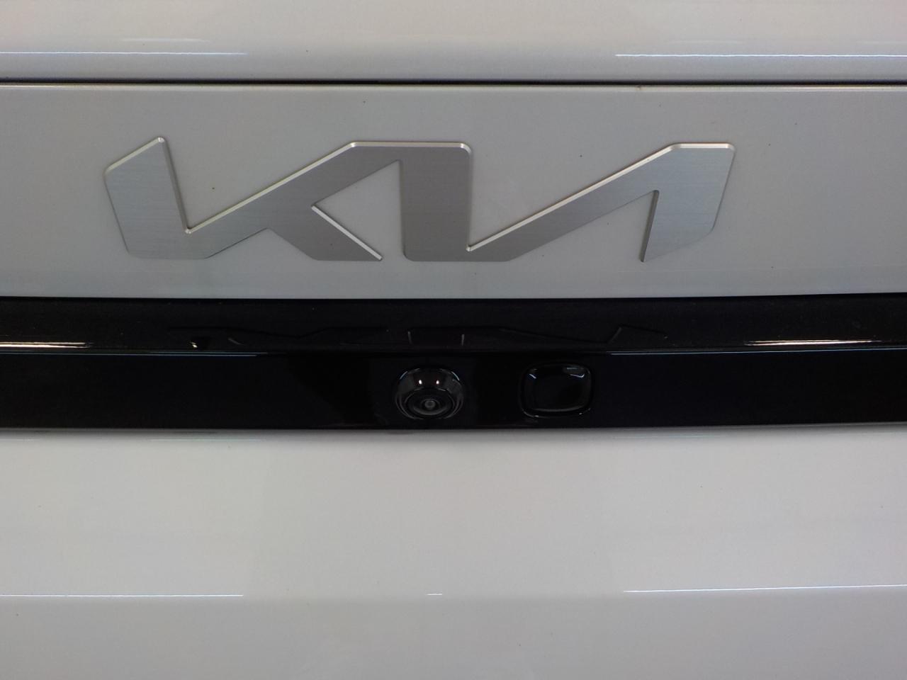Kia K4 LX FWD 2025