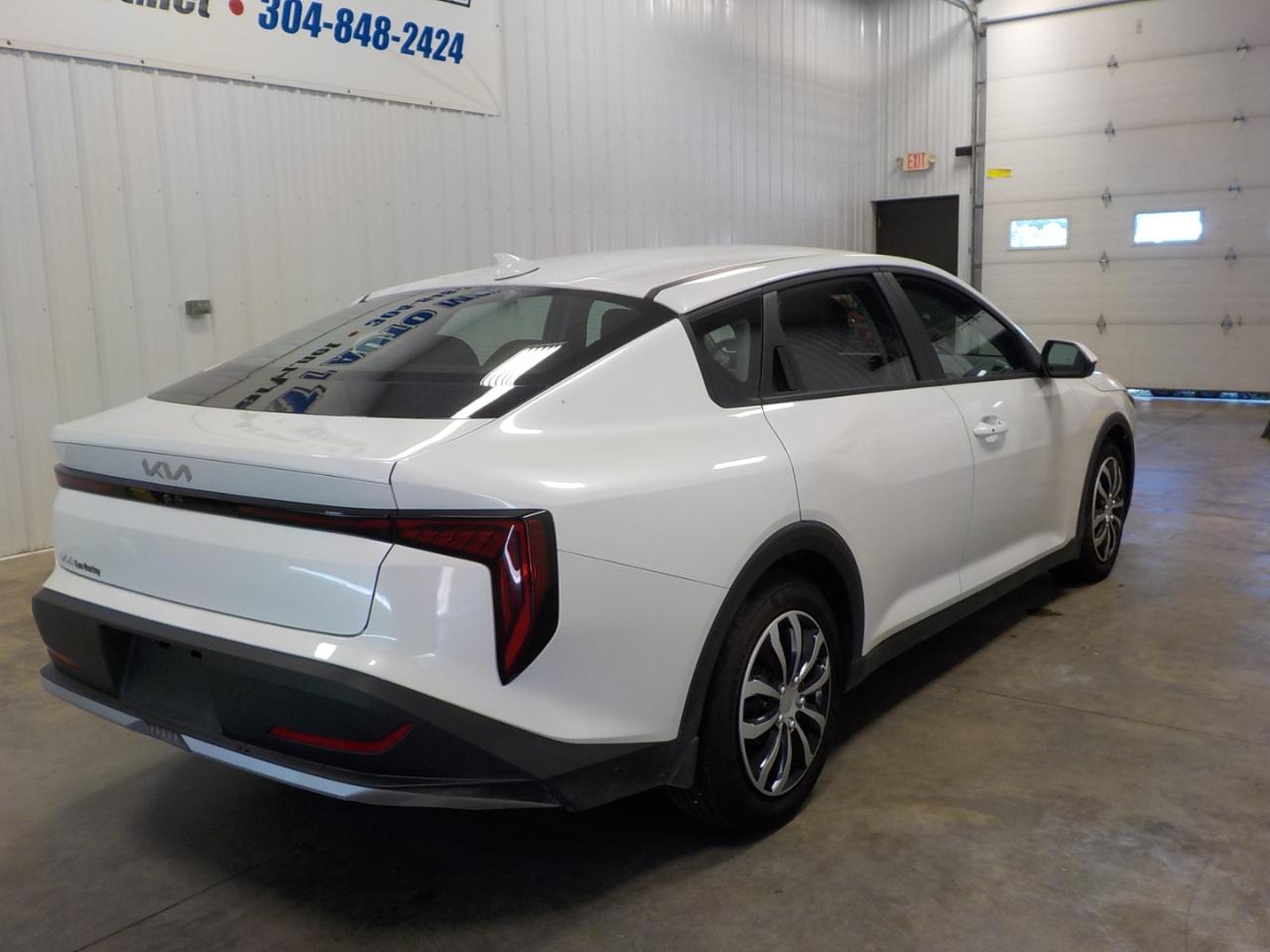 Kia K4 LX FWD 2025