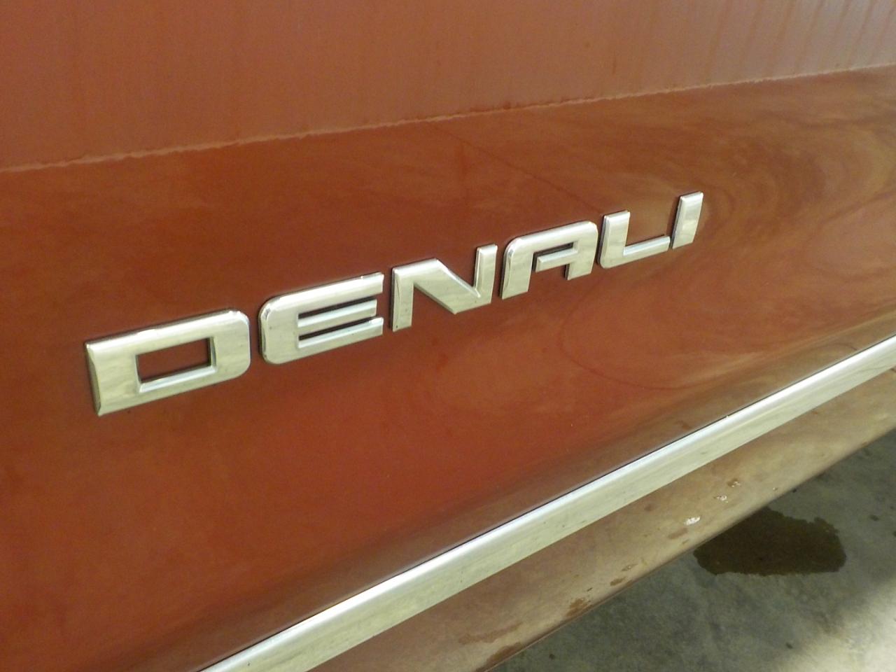 GMC Sierra 1500 4WD Crew Cab 143.5" Denali 2018