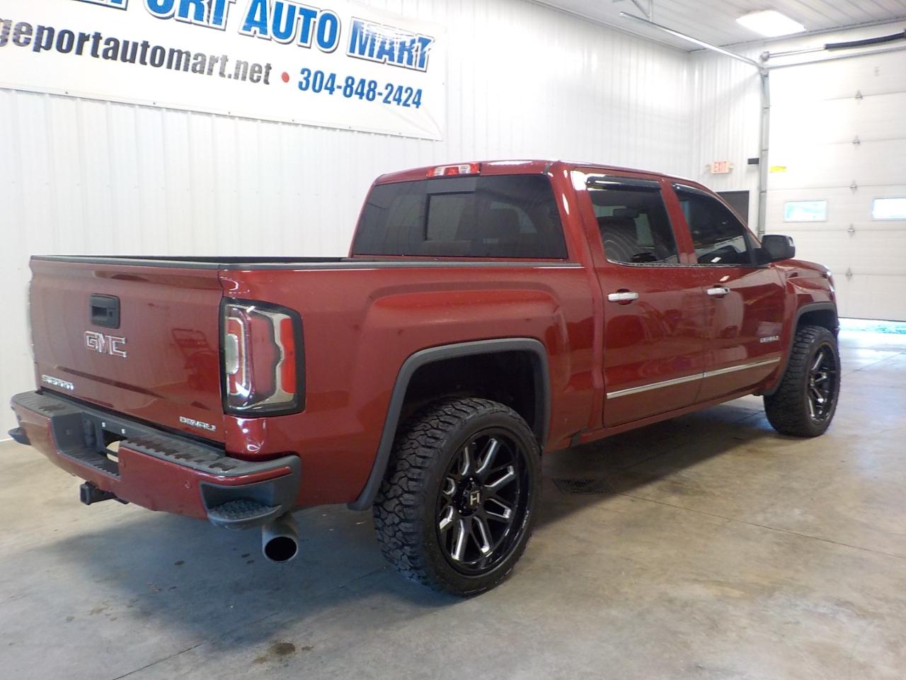 GMC Sierra 1500 4WD Crew Cab 143.5" Denali 2018