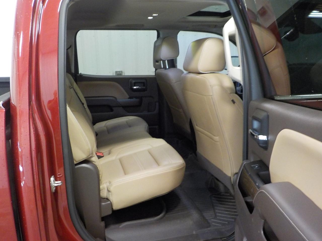 GMC Sierra 1500 4WD Crew Cab 143.5" Denali 2018