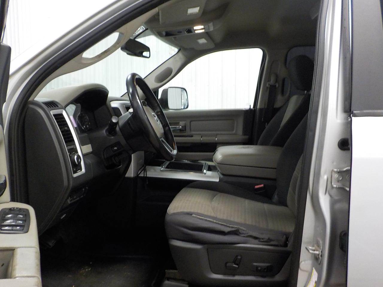 RAM 2500 4WD Mega Cab 160.5" Big Horn 2012
