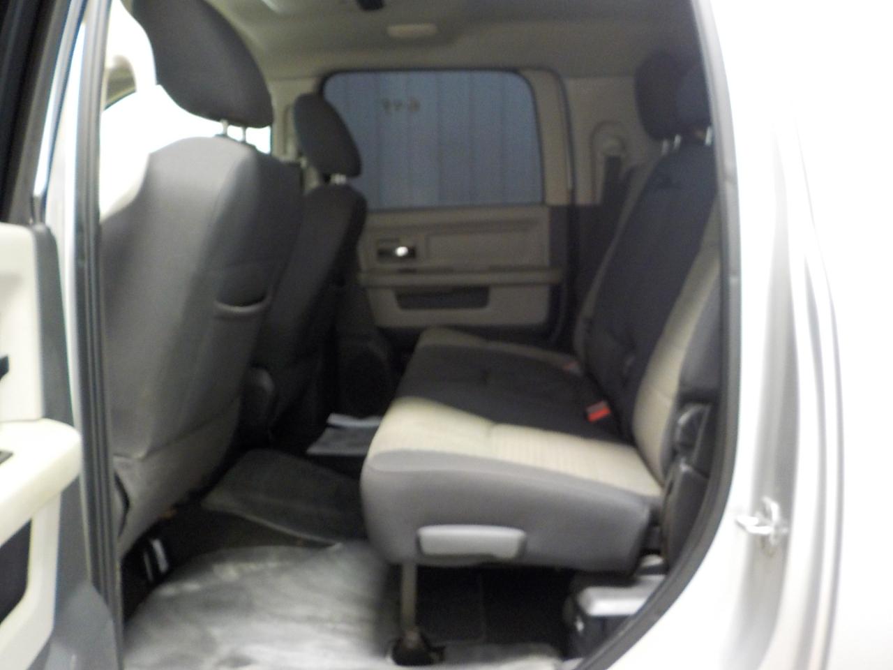 RAM 2500 4WD Mega Cab 160.5" Big Horn 2012
