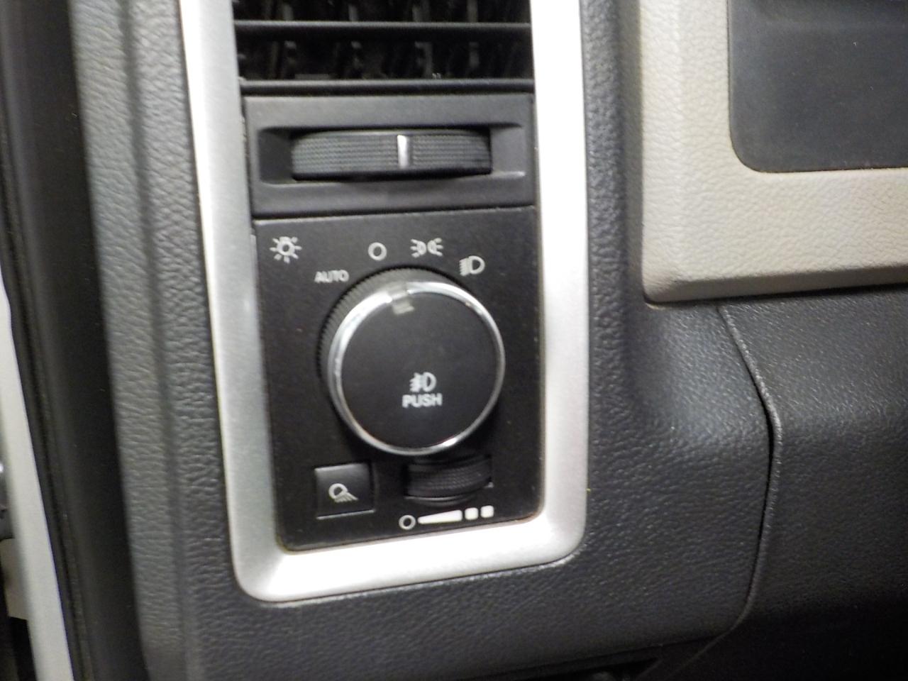 RAM 2500 4WD Mega Cab 160.5" Big Horn 2012