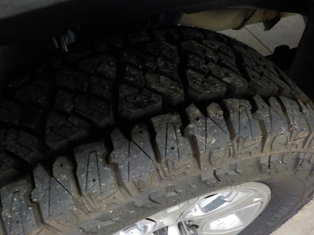 RAM 2500 4WD Mega Cab 160.5" Big Horn 2012