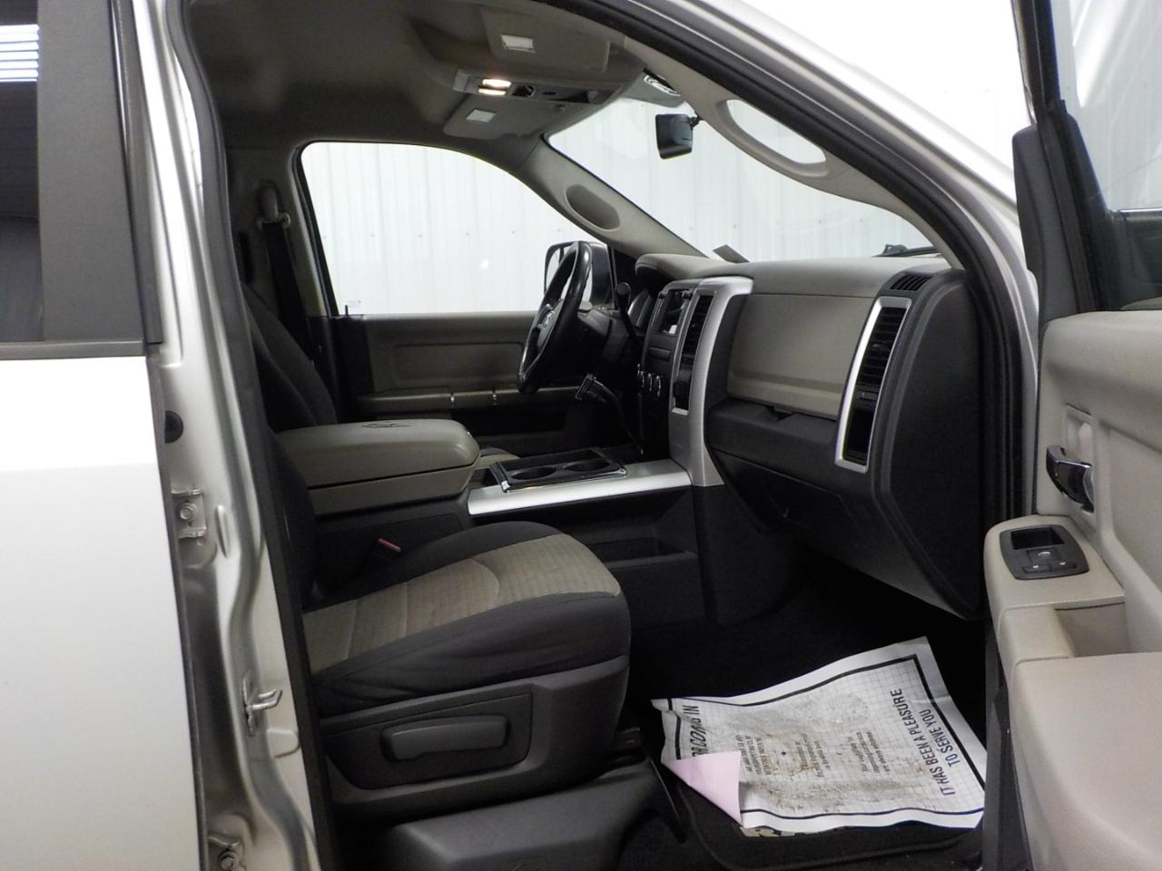 RAM 2500 4WD Mega Cab 160.5" Big Horn 2012