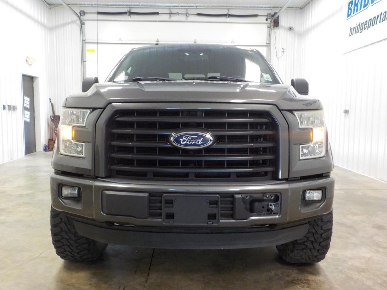 Ford F-150 4WD SuperCrew 145" XLT 2016