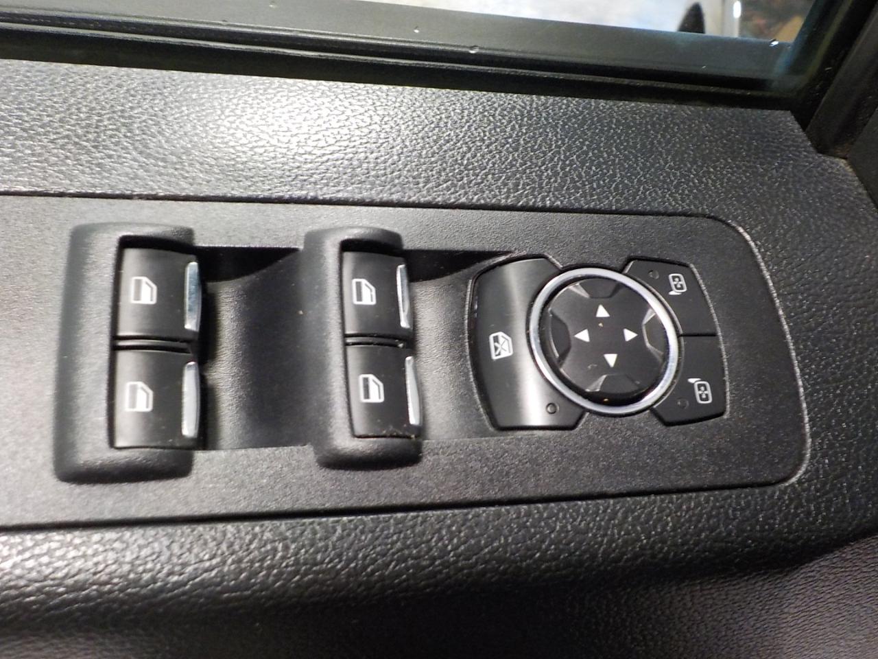 Ford F-150 4WD SuperCrew 145" XLT 2016