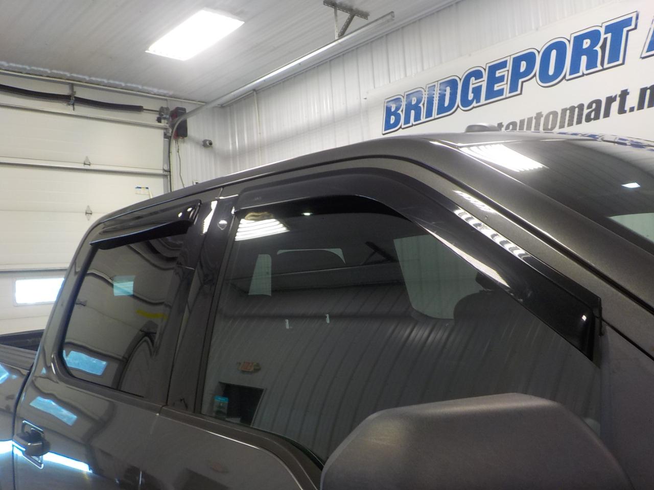 Ford F-150 4WD SuperCrew 145" XLT 2016