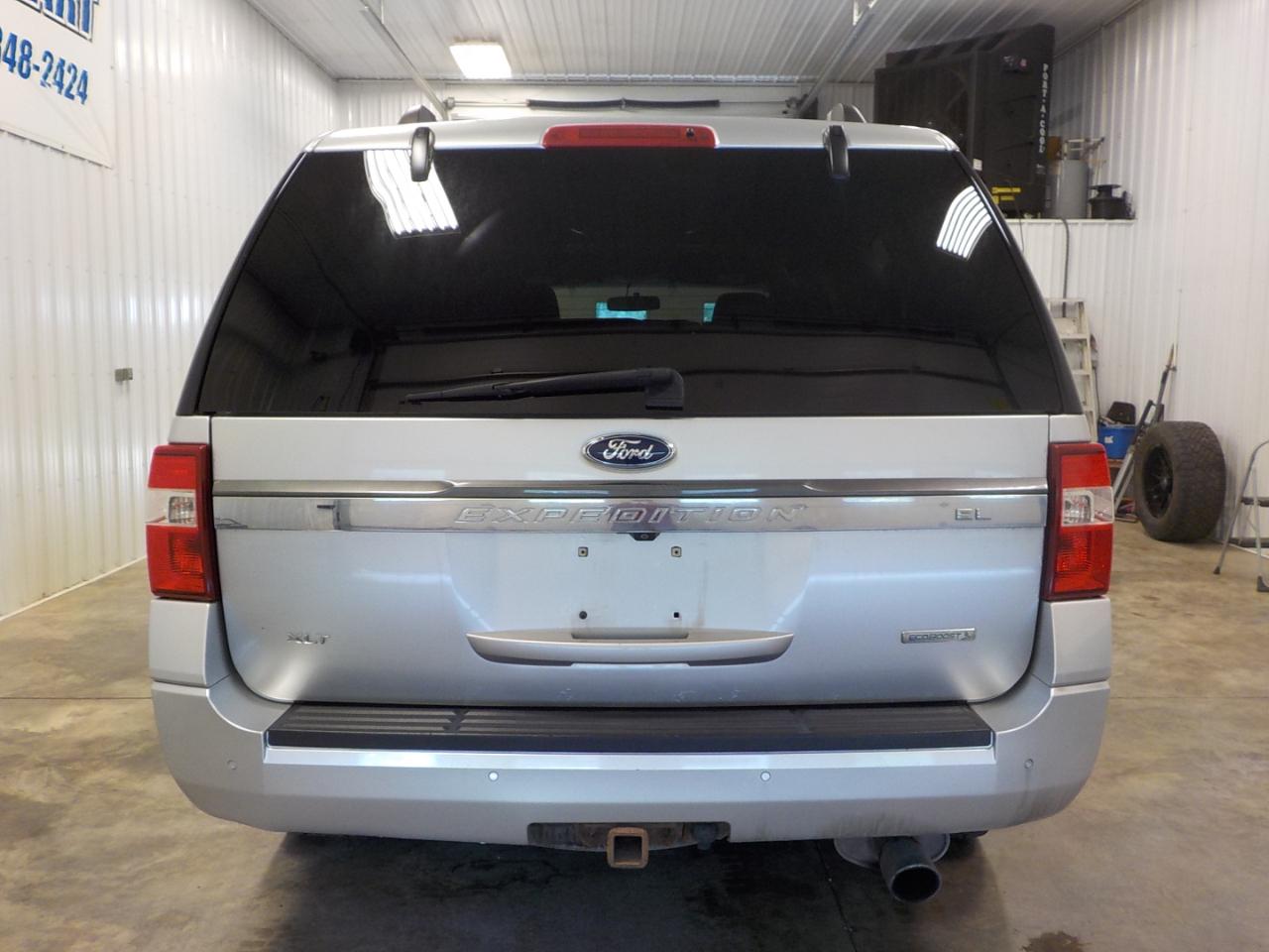 Ford Expedition EL 4WD 4dr King Ranch 2016