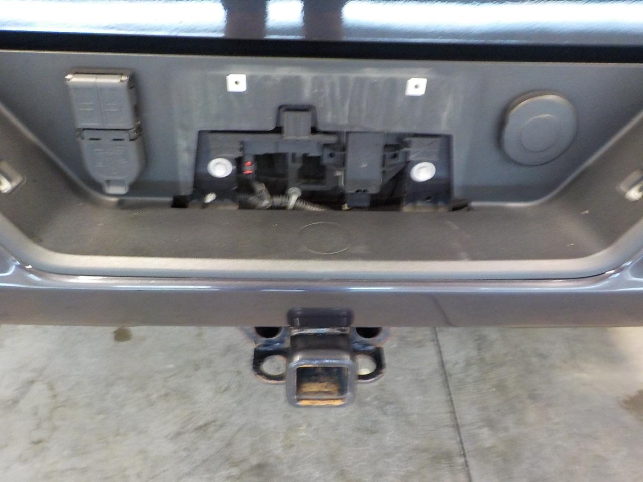 GMC Sierra 1500 4WD Crew Cab 147" AT4 2022