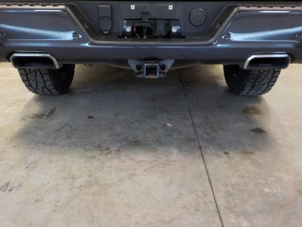GMC Sierra 1500 4WD Crew Cab 147" AT4 2022