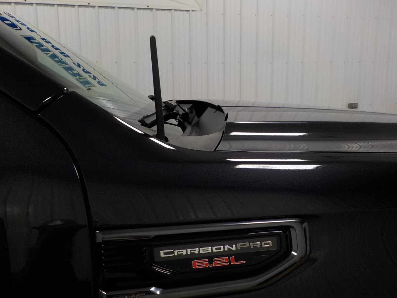 GMC Sierra 1500 4WD Crew Cab 147" AT4 2022