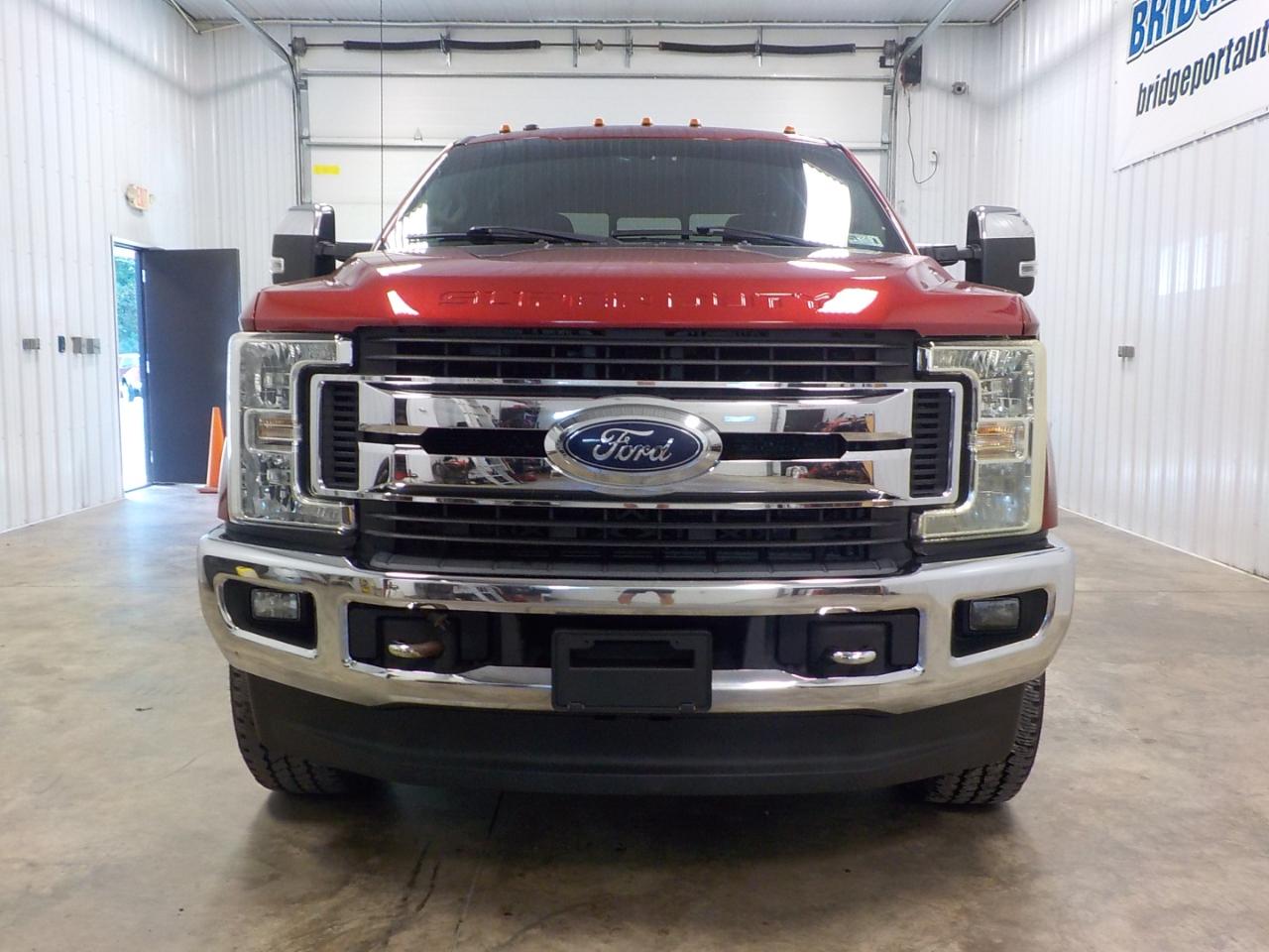 Ford Super Duty F-350 SRW XLT 4WD Crew Cab 6.75' Box 2018