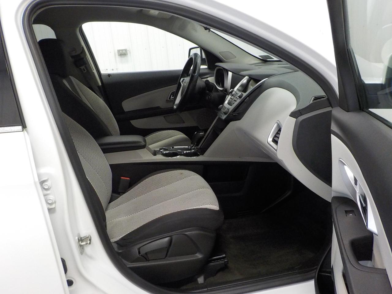 Chevrolet Equinox FWD 4dr LT w/1LT 2017