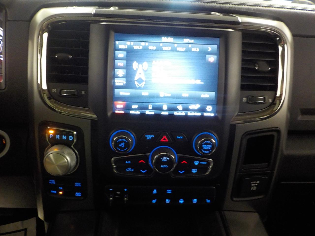 RAM 1500 Sport 4x4 Quad Cab 6'4" Box *Ltd Avail* 2018