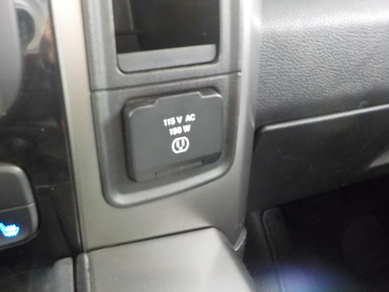 RAM 1500 Sport 4x4 Quad Cab 6'4" Box *Ltd Avail* 2018
