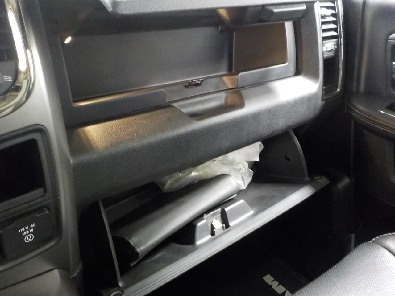 RAM 1500 Sport 4x4 Quad Cab 6'4" Box *Ltd Avail* 2018