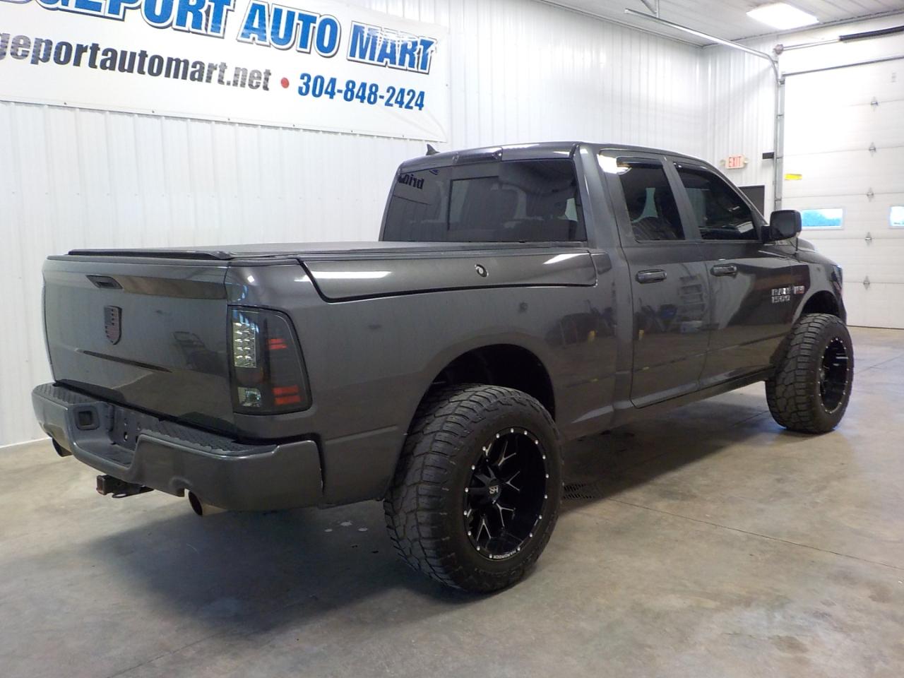 RAM 1500 Sport 4x4 Quad Cab 6'4" Box *Ltd Avail* 2018