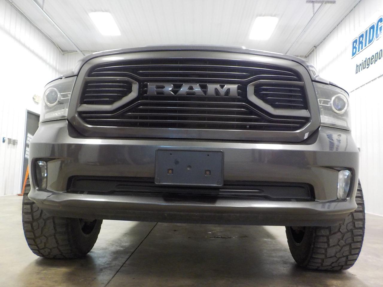 RAM 1500 Sport 4x4 Quad Cab 6'4" Box *Ltd Avail* 2018