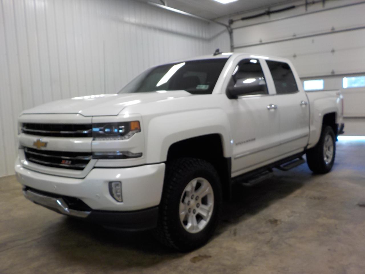 Chevrolet Silverado 1500 4WD Crew Cab 143.5" LTZ w/2LZ 2018