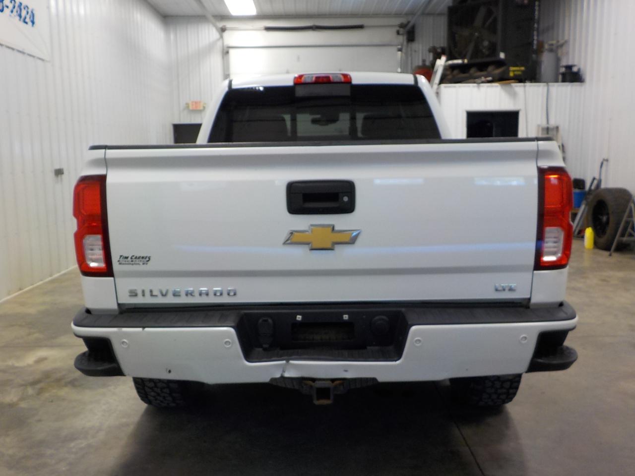 Chevrolet Silverado 1500 4WD Crew Cab 143.5" LTZ w/2LZ 2018
