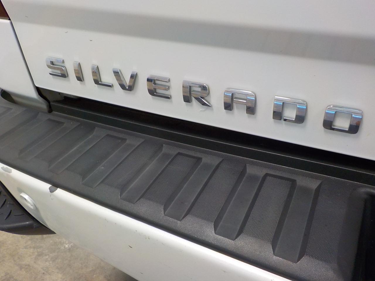 Chevrolet Silverado 1500 4WD Crew Cab 143.5" LTZ w/2LZ 2018