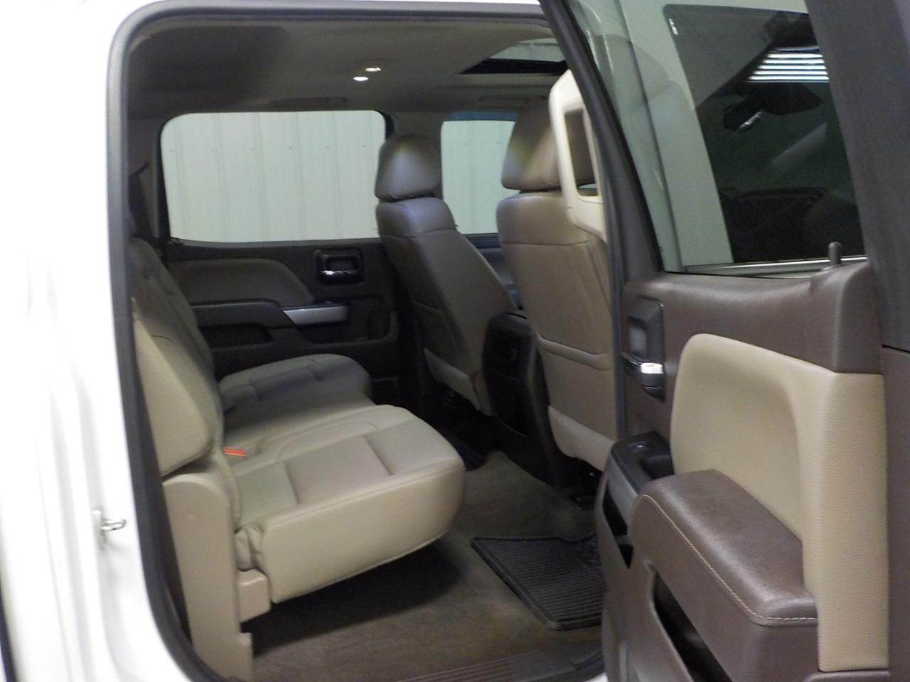 Chevrolet Silverado 1500 4WD Crew Cab 143.5" LTZ w/2LZ 2018