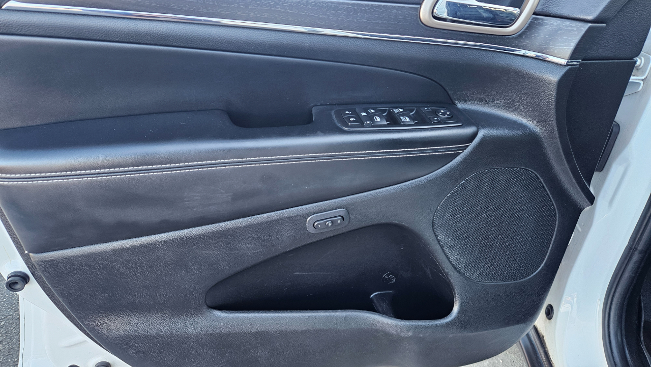 Jeep Grand Cherokee Limited 4WD 2015 Jeep Grand Cherokee Limited 4WD 2015