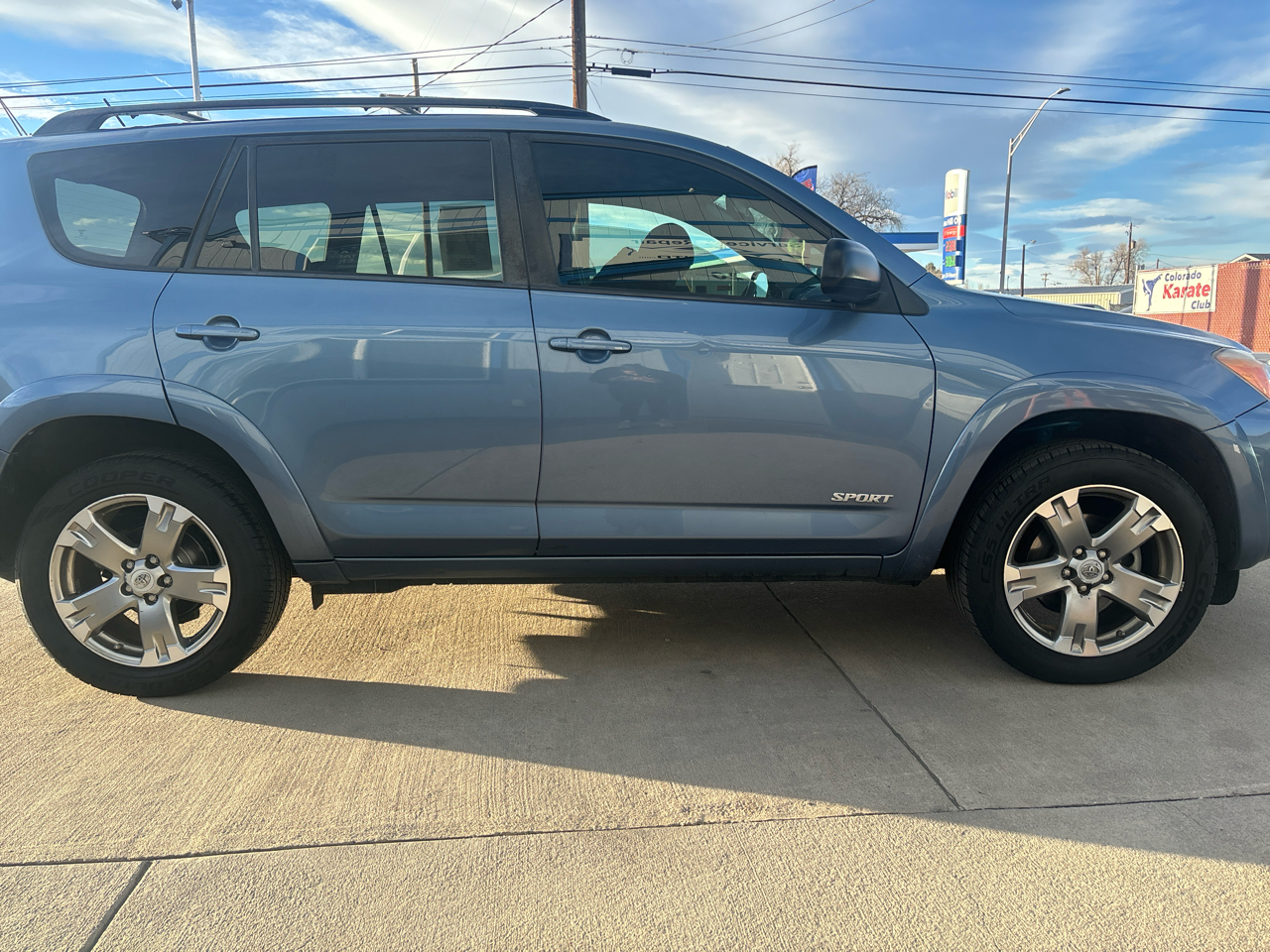 Toyota RAV4 Sport V6 4WD 2011