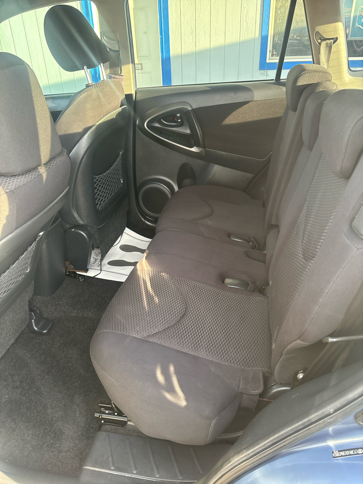 Toyota RAV4 Sport V6 4WD 2011