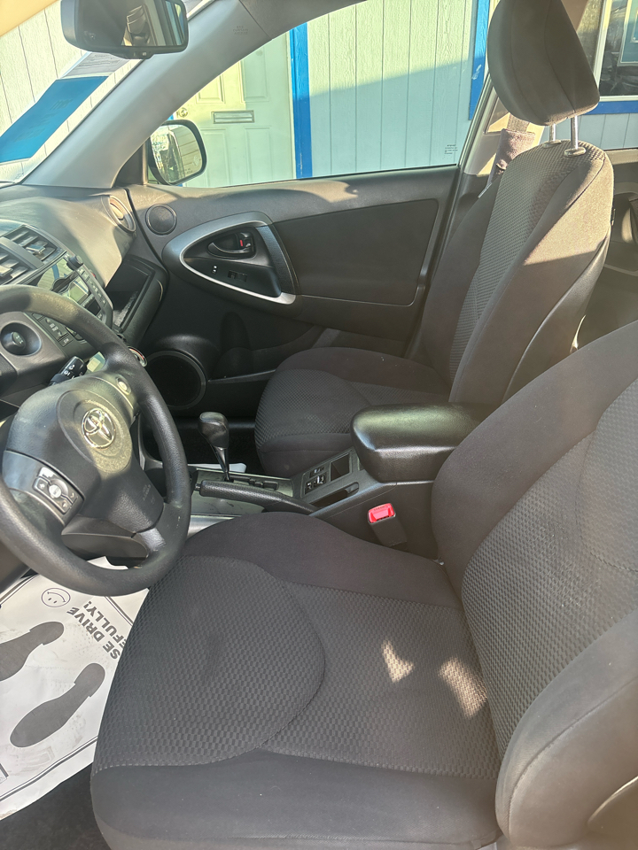 Toyota RAV4 Sport V6 4WD 2011