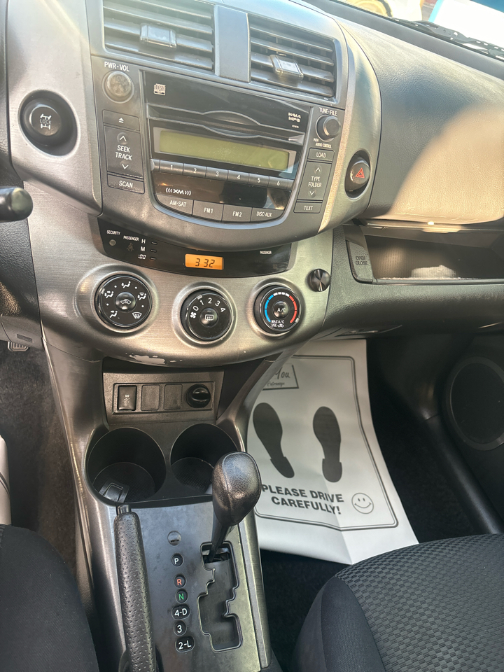 Toyota RAV4 Sport V6 4WD 2011