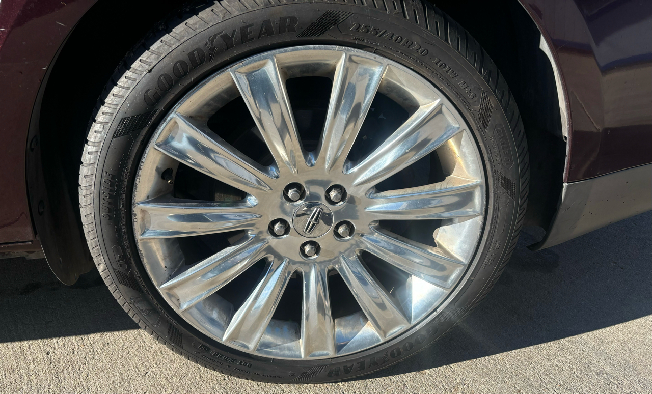 Lincoln MKS 3.7L AWD 2011