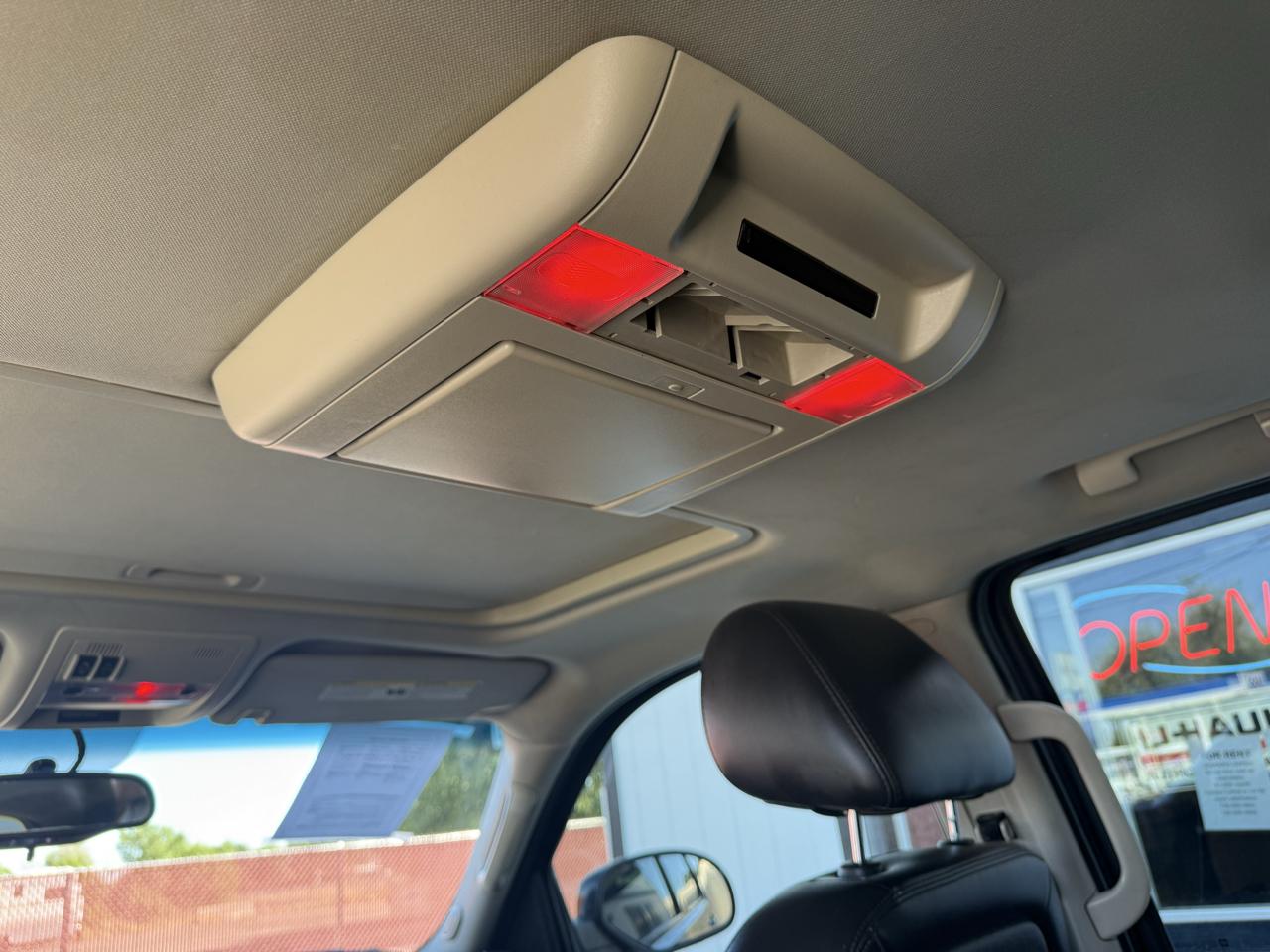 Chevrolet Tahoe LT 4WD 2011